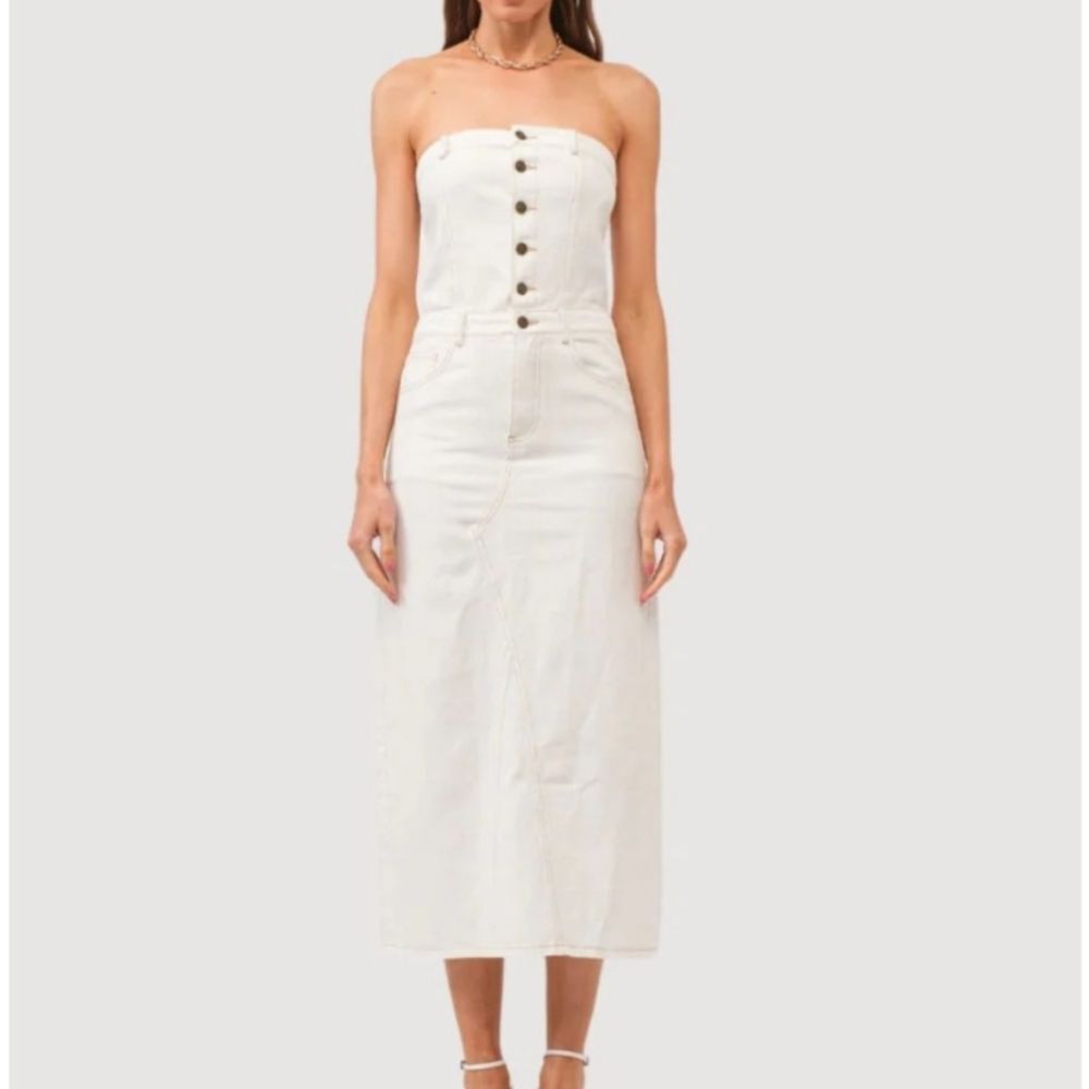 Sincerley Jules NWT Cream Strapless Denim Sheath Dress, Raw Hem, M